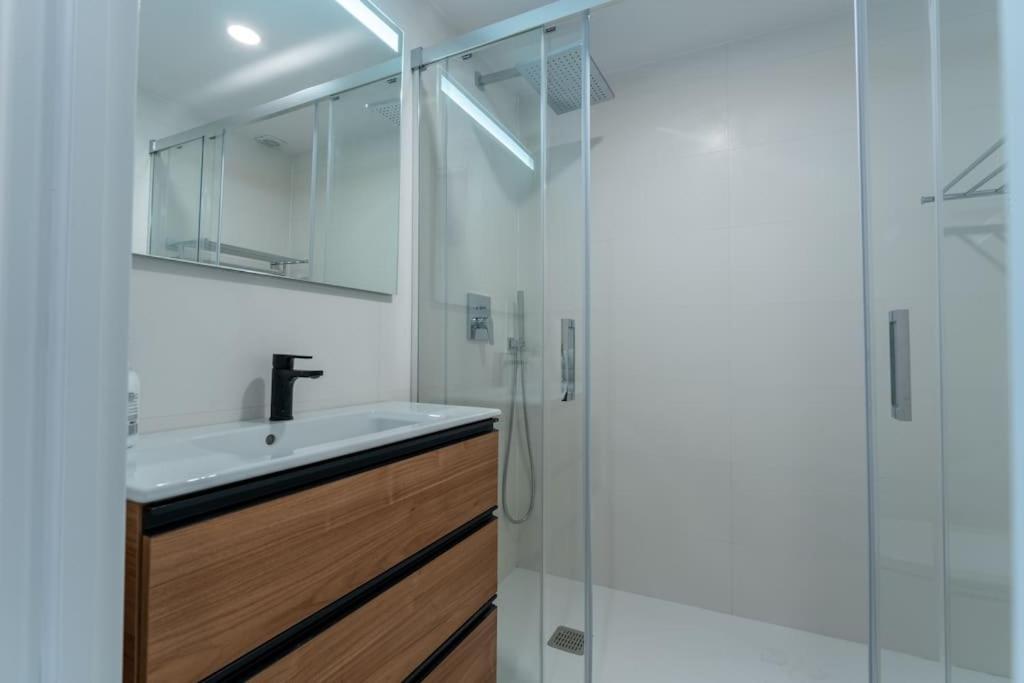 Guevara St Apartment Сантандер Екстериор снимка